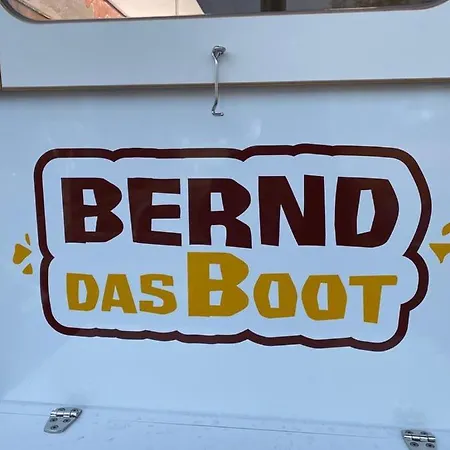 Hausboot Bernd Das Boot 1 Rollyboot 8 2 度假居